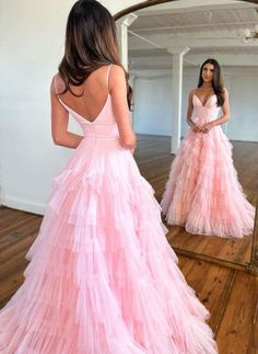 Crazy Prom Dresses, Bodycon Dress Homecoming, Homecoming Dresses Sparkly, Beautiful Ball Gowns, Prom Dresses Long Pink, Sparkly Prom Dresses, Beautiful Long Dresses, Homecoming Dresses Long, Unique Prom Dresses