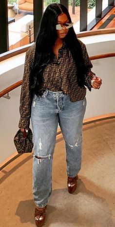 Chanel Street Style Casual, Meagan Good Style, Sunday Dinner Outfit, Meagan Good, Effortlessly Chic Outfits, Classy Casual Outfits, Cute Comfy Outfits, Cute Simple Outfits, Cute Casual Outfits