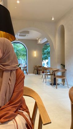 Modest Aesthetic, Hijab Drawing, Photography Ideas At Home, Dressing Ideas, Simple Hijab, Snap Streak Ideas Easy, Muslim Style, Ootd Aesthetic, Hijab Trends