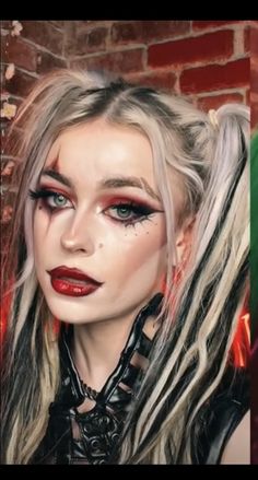 Red Harley Quinn Makeup, Harley Quin Makeup Ideas, Harley Quin Make Up, Harley Quinn Jester Makeup, Original Harley Quinn Makeup, Simple Harley Quinn Makeup, Harley Quinn Makeup Ideas Red Black, Harly Quinn Makeup Looks, Harley Quinn Black And Red Makeup