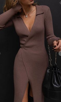 Knitted Fitted Dress, Knit Formal Dress, Knit Midi Dress Outfit Fall, Wrap Dress 2023, Collared Dress Outfit Casual, Winter Wrap Dress, Rib Knit Dress Outfits, Winter Elegant Dress, V Neck Outfit