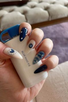 Bohemian Nails, Acrylic Nails Ideas, Sns Nails Colors, Natural Nails Manicure, Evil Eye Nails, Eye Nail Art, Punk Nails, Nail Drawing, Anime Nails