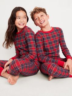 crew neck long sleeves matching pajama pants elasticized waistband rib-knit cuffs snug fit through body fit tip: use our kids snug sleep set size chart for the best fit models are approx.  4’3” – 5’ and are wearing size m (8)machine wash according to the care instruction label  . Best Holiday gift for , perfect Pajamas for Christmas! Family Pajama Sets Christmas, Coordinating Christmas Pajamas, Winter Sleepover Sleepwear With Crew Neck, Winter Matching Sleepwear For Loungewear, Matching Winter Sleepwear For Loungewear, Red Crew Neck Sleepwear For Loungewear, Matching Long Sleeve Winter Sleepwear, Family Matching Christmas Sleep Sets, Family Matching Holiday Red Sleepwear