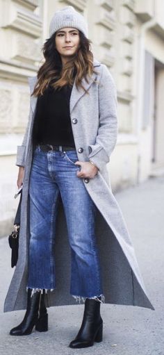 Weekday Coat, Vestiti In Jeans, Straight Leg Jeans Outfits, Wide Leg Jeans Outfit, Dear Frances, Jeans Outfit Fall, Mode Tips, Fall Booties