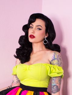 Pinup Hair Long, Pin Up Girl Aesthetic, Pin Up Hairstyles For Long Hair, Pin Up Girl Hairstyles, Pin Up Girl Hair, Pinup Hairstyle, Pin Up Photoshoot, Pinup Hairstyles