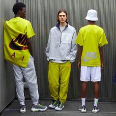 Authentic Nike X Kim Jones High Voltage Track Pant Nwt British Designer Kim Jones & Nike Slay This Season By Combining Both Sportswear Of The Past & Streetwear Of The Present. These Vibrant Yellow Track-Pants Represent Just Dat. They’re Styled Like Classic Athleisure With Their Lightweight Nylon Fabric And Elasticated Trims, Then Detailed With Co-Branding On Both Sides An Orange Swoosh At The Front, Jones’ Initials At The Back To Finish. 100% Nylon Style Code: Dc9988-344 Nike Campaign, Nike Inspiration, Air Max 360, Nike Sportswear Mens, Nike Snkrs, Dapper Dudes, Kim Jones, Pants Nike, Media Day