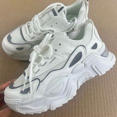 White And Grey Sneakers Cool Trendy Reflective Cute White-sole Sneakers For Streetwear, Cute White Streetwear Sneakers, Sporty Gray Chunky Sneakers For Streetwear, Sneakers Fashion Summer, White Chunky Sneakers For Streetwear, Gray Non-slip Sneakers For Streetwear, Y2k Sneakers, Trendy White Sneakers, Cute Shoes For Teens