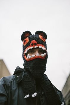 Handmade crochet balaclava Panther, this is a collaboration between crochet artist Nicoletta Croce and the tattoo artist Gabriele Cardosi all handmade in %100 wool. please note that this is a Preorder and the timing of production may vary due to the request allowing one or two weeks for production please also add your head size circumference choosing between SMALL/MEDIUM/LARGE thank you so much! Nicoletta e Gabriele. Funny Ski, Balaclava Crochet, Winter Balaclava, Crochet Balaclava, Crochet Succulent, Diy Vetement, Masked Man, Ski Mask, Skull Cap Beanie