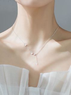 Kalung Liontin Aesthetic, Kalung Aesthetic, Silver Butterfly Necklace, Jewelry Fashion Trends, Fancy Jewellery, Summer Necklace