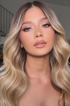 Whatever your Valentine’s plans are, donning yourself a stunning Valentine's Day makeup look will be a fabulous way to spend Simple Prom Makeup, Prom Eyes, Day Makeup Looks