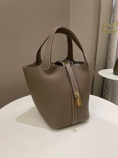 Hermes Picotin Lock PM 18Etoupe Clemence GHWB StampMay 2023NewIncludes full set box, dust bag, lock, keys and receiptPrice now 6100 sgd 4550 usd CN5022-12 Hermes Pitocin, Hermes Picotin Etoupe, Designer Bags 2024, Hermes Picotin Outfit, Hermes Bags Picotin, Hermes Wishlist, Vintage Hermes Bag, Hermes Picotin, Bag Lock