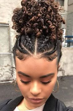 Κούρεμα Bob, Natural Hair Transitioning, Mixed Curly Hair, Transitioning Hairstyles, Cute Curly Hairstyles, Hairdos For Curly Hair, Peinados Fáciles Para Cabello Corto, Natural Hair Styles Easy, Hair Styles Easy