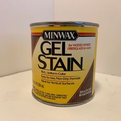 a can of minwax gel stain sitting on a table