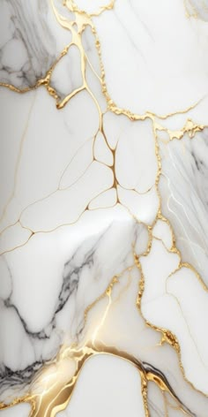 white and gold marble wallpaper with golden lines in the center, on top of it