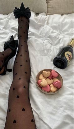 Heart Tights, I'm With The Band, Fashion Tights, Tights Outfit, Black Tights, Preppy Style, Girly Things, Fashion Inspo Outfits, Date Night