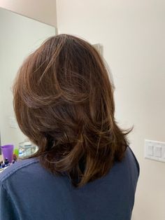 Layered Haircuts Blowout, Haircuts Blowout, Blowout Hair Short, Blowout Hair Medium, Short Hair Blowout, Blowout Hairstyle, Rachel Green Hair, 90s Haircuts, Hair Blowout