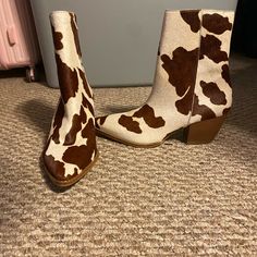 *Made With Real Cow Hair From Nashville* *Comes With Durable Boot Bag To Protect From Being Worn Out *Brand New-Worn Only Once Around The Store While Trying On White Calf Hair Boots For Fall, Short Ankle Boots, Cow Pattern, Fur Boots, Boot Bag, Patterned Shorts, Nashville, Bootie Boots, Cow