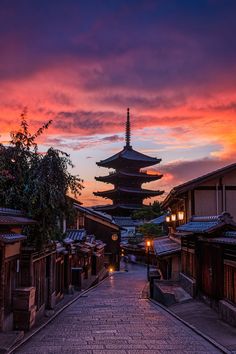 Asian Photography, Japan Temple, Ancient Chinese Architecture, Temple Photography, Japanese Temple, Sunset Nature, South America Travel, City Photography