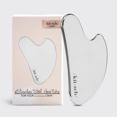 Kitsch Gua Sha Tool aus Edelstahl kann helfen, die Haut zu massieren und die Durchblutung und Lymphdrainage für eine gesündere, strahlende Haut zu fördern. Der perfekte Weg, um müde Muskeln zu beruhigen und Druckpunkte zu stimulieren, Stress und Anspannung abzubauen. Die hygienische Konstruktion aus rostfreiem Stahl ist nicht porös und hilft, die Ansammlung von Bakterien zu verhindern, wodurch sie leicht zu reinigen und zu desinfizieren ist Steel Gua Sha, Facial Tools, Gua Sha Massage, Gua Sha Facial, Gua Sha Tools, Birthday Wishes For Myself, Lip Hydration, Face Massage, Skincare Tools