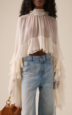 Ruffled Organic Silk Crop Top By Chloé | Moda Operandi Silk Crop Top, Fashion Trend Forecast, Mode Boho, Boho Blouses, Fashion Editor, Looks Style, Ruffle Top, Look Chic, Who What Wear