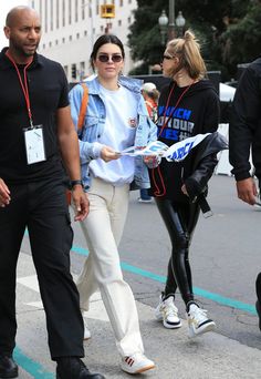 Kendall Jenner Outfits Street Styles, Jenner Photos, Adidas Forum Low, Kendall Jenner Photos, Minute Maid Park, March For Our Lives, Forum Low, Kendall Style, Jean Jacket Outfits