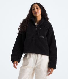 The Women’s Extreme Pile Pullover takes comfort to the edge—and then over. With a relaxed fit, 70% recycled high-pile fleece and an adjustable hem, you might find yourself welcoming the cold. Women's Women's Fleece [North Face, Northface, thenorthface, the northface, TNF, tnf] North Face Sherpa Jacket, Active Tank Tops, North Face Fleece, Hiking Women, Womens Fleece, Find Yourself, Outdoor Wear, North Face Women, Casual Sweatshirt