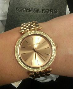 Michael Kors Watch #Michael #Kors #Watches Low Price Available at http://www.queenstorm.us/ Mk Gold Watch Women, Mk Watch Women, Casio Vintage Watch, Cartier Watches Women, Watches Women Simple, Watch Bracelets, Rolex Watches For Sale, Mk Watch, Apple Watch Bracelets