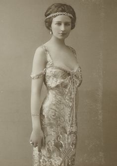 Glamour Vintage, 1910s Fashion, Portrait Vintage, 파티 드레스, Paris Mode, Old Fashion, Edwardian Fashion, Vintage Portraits, 1920s Fashion