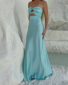 Aquamarine Bridesmaid Dress, Aquamarine Prom Dress, Prom Dress Turquoise, Prom Dresses Aesthetic, Turquoise Prom Dress, Teal Prom Dresses, Silk Prom Dress, Cute Formal Dresses