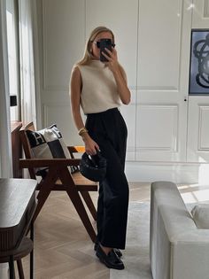 25 Chic Business Casual Outfits To Wear In Or Out Of The Office Summer Interview Outfit Black Women, Dc Professional Style, Cute Workwear Outfits, European Office Outfit, Elevated Style Outfits, Abercrombie Office Outfit, Scandinavian Corporate Outfit, Admissions Counselor Outfit, Summer Business Casual Outfits Colorful