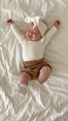 Aesthetic Baby Girl Outfits, Summer Newborn Outfits, Bebe Clothing, Foto Newborn, Baby Tumblr, Mommy Outfits, Baby Ootd, Cute Maternity Outfits