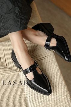 Lasaky - Autumn Leather T-Strap Mary Jane Shoes Featuring a Sturdy Chunky Heel Ivory Shoes Outfit, Block Heel Shoes For Women, Pointed Loafers For Women, Professional Shoes Women, How To Wear Loafers Women, Cute Dress Shoes, Pointed Sandals, Pointed Loafers, Chiko Shoes