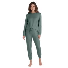 PRICES MAY VARY. Unveiling an extraordinary loungewear experience: The Dream Jersey Crew Neck Lounge Set will become your new wardrobe favorite. Featuring a buttery-soft crew neck top and matching joggers, this 2-piece set redefines luxury loungewear. Adored for its unrivaled comfort style and cashmere-like feel against your skin, it's the set you'll reach for repeatedly. Exceptional Features Meet Contemporary Design: Experience the allure of the crew neck with fashionable cuffed sleeves, provid Summer Lounge Set, Lounge Sets For Women, Summer Loungewear, Summer Lounge, Luxury Loungewear, Drawstring Neckline, Cute Patches, Cozy Loungewear, Loungewear Luxury