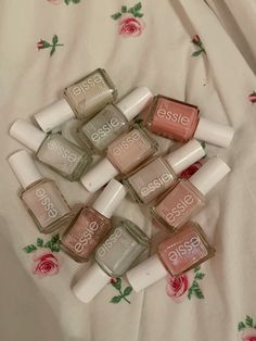 #essie #nailpolish #nails #coquette Essie Nail Polish Aesthetic, Essie Aesthetic, Painting Nails Aesthetic, Nail Polish Aesthetic, Aesthetic Nail Polish, Gell Nails, Nails Coquette, Bday Stuff, Cute Nail Polish