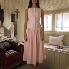 Pink V-neck Buttoned Midi Dress Mirror Palais, Solid Maxi Dress, Kissing Booth, Y2k Dress, Princesa Diana, Suspender Dress, Elegant Dresses Long, Pleated Midi Dress, Pink Midi Dress