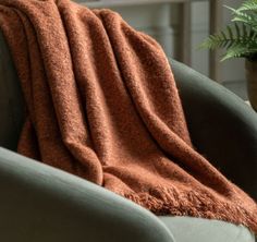 Melange Acrylic Throw Rust Cabin Interior Design, Modern And Traditional Decor, Rusty Orange, Cute Blankets, Dark Colours, Orange Tones, Festoon Lighting, Color Pairing, Cozy Throws