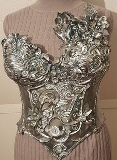 Fantasy Armour Dresses, Worbla Corset, Fantasy Ice Queen, Armour Corset, Corset Armor, Fantasy Corset, Armor Corset, Intricate Armor, Metal Corset