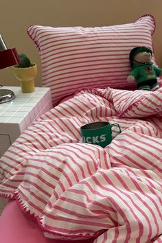 Sweet Hot Pink Stripes Bedding Set for Dorm Room Pink Duvet Bedroom, Pin Stripe Bedding, Pink And Red Bedroom Aesthetic, Striped Comforter Bedroom, Striped Bedding Ideas, Aesthetic Bed Frame, Colorful Bedroom Aesthetic, Hot Pink Room, Red Duvet