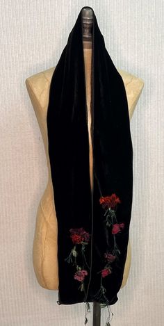 Silk Scarf - This lined velvet scarf is beautifully adorned with silk and velvet flowers, with stems uniquely crafted from yarn for added texture. Goth Scarf, Felt Flower Scarf, Embroidered Scarves, Hippie Scarf, Flowers With Stems, 2000s Goth, Japanese Art Modern, Velvet Scarf, Embroidered Scarf