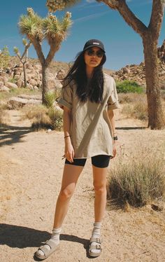 Boho Hiking Outfit, Modest Hiking Outfit, Shorts Hiking Outfit, Plus Size Hiking Outfit