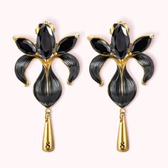 [Iris Flower Design]:Iris represent women's elegance, wisdom, independence, holiness, admiration, mystery, and rebellion. The product is combined with black zircon to reflect its exquisiteness. The hanging metal pendant increases the agility of the earrings, the initials can be customized to show individuality. [Material And Size]:Iris flower earrings are made of brass which is Nickel-free, Lead-free, cadmium-free, and hypoallergenic. Drop earrings size is 0.94" × 1.97". comfortable to Elegant Black Flower Earrings For Wedding, Elegant Black Drop Clip-on Earrings, Hypoallergenic Drop Earrings, Elegant Black Dangle Flower Earrings, Elegant Black Flower Drop Earrings, Black Flower-shaped Formal Jewelry, Black Wedding Jewelry, Iris Earrings, Luxury Black Art Deco Earrings