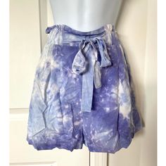 Brand New And Never Before Used Blue Tie Dye Elastic Waistband Shorts W Belt Size : L - Usa Material : 100% Viscose Mint Condition | Brand New | Tags Attached | Side Pockets I Usually Ship Out My Packages Within 2-3 Business Days. If There Are Any Delays Due To My Schedule, I Always Make Sure To Let My Customers Know! All Sales Are Final | No Returns If You Have Anymore Questions, Please Feel Free To Message Me At Anytime! Boho Bottoms, Vintage High Waisted Shorts, My Schedule, Tie Dye Shorts, Blue Tie, Boho Crochet, Floral Print Shorts, Boho Casual, Blue Tie Dye