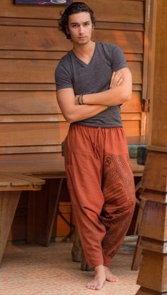 Brick-Red Harem Pants | Hippie-Pants.com – Hippie Pants Bohemian Men, Hippie Men, Boho Men, Estilo Hippie, Hippie Pants, New Mens Fashion, Hippie Style Clothing, Yoga Pants Outfit, Pants For Men