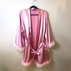 Boohoo Pink Kimono Robe Fluffy Sleeves Size 10 Us Women's Used Once For A Photoshoot And Never Worn Again (Gently Used). Pink Satin Robe With Pink Fluff On Sleeves, 100% Polyester. Bach Gifts, Pink Satin Robe, Pink Feather Robe, Pink Fluffy Silk Robe, Luxury Pink Satin Robe, Pink Bath Robe, Pink Fluff, Pink Fur Robe, Gown Aesthetic