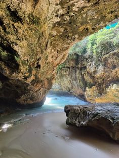 Hidden beach in a cave with big blue waves and rocky walls Bali Surf, Bali Guide, Summer Energy, Bali Vacation, Gili Island, Travel Wallpaper, M R