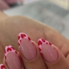 Gel X Nails Valentines Day, Ora Nail Art, Almond Nail Valentines Day, Pink Nails Polka Dots, Cute Nails Minimalist, Fun Pretty Nails, Simple Gel Nails Designs Shorts, Peru Nails Designs, Shellac Valentines Day Nails