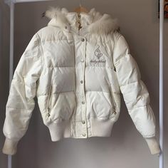 White Puffer Coat, 00s Mode, White Puffer Jacket, 2000s Clothing, White Puffer, Baby Phat