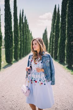 Montalcino – Gal Meets Glam Tabitha Simmons, Le Specs, Madewell Denim, Mode Inspiration, Looks Vintage