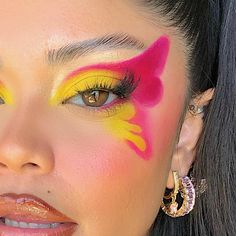 stenss Facepainting Ideas Aesthetic, Art Makeup Looks, Artistic Makeup Ideas, Matte Make Up, Makeup Contouring, Butterfly Makeup, Rave Makeup