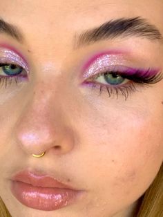 Festival Make Up, Rave Makeup, Smink Inspiration, Makijaż Smokey Eye, Dope Makeup, Fancy Makeup, Makeup Eye Looks, Festival Makeup, Eye Makeup Art